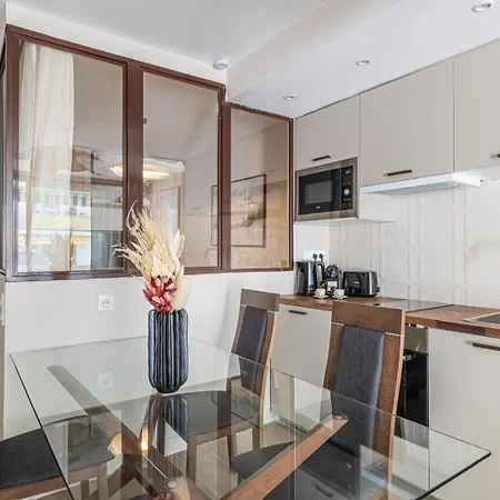 Superbe Appartement 4 Couchages Juan Les Pins - 200M Des Plages * Antibes