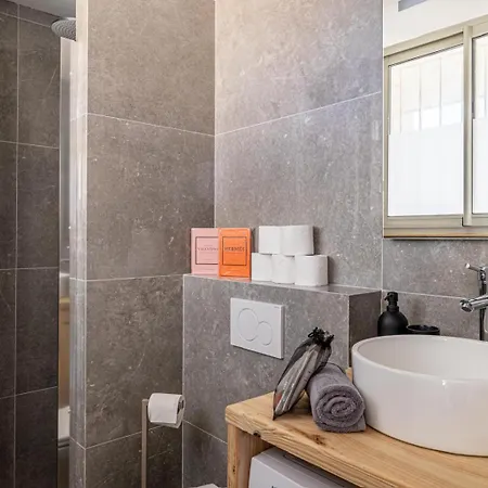 Superbe Appartement 4 Couchages Juan Les Pins - 200M Des Plages Antibes